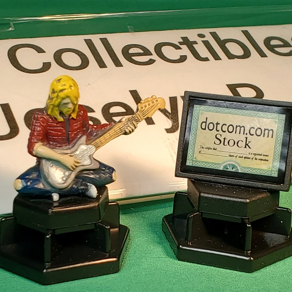 Set of 2 Game Pieces (Kurt Cobain). Trivial Pursuit 90s Time Capsule Edition.
